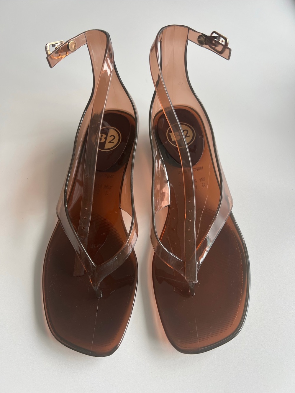 B2 Tampa Thong Heel